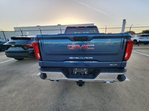Used 2024 GMC Sierra 1500 SLT AWD/4WD image 5