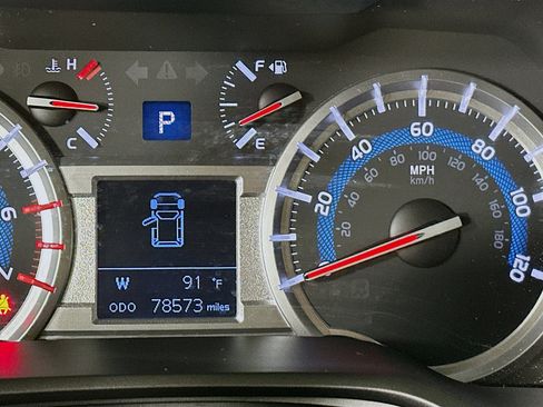 Used 2014 Toyota 4Runner Limited RWD image 19