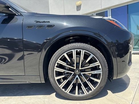 New 2025 Maserati Grecale Modena image 9