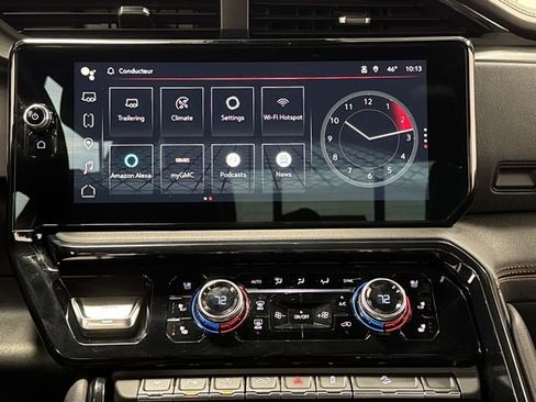 Certified 2023 GMC Sierra 1500 AT4 w/ AT4 Premium Package image 9