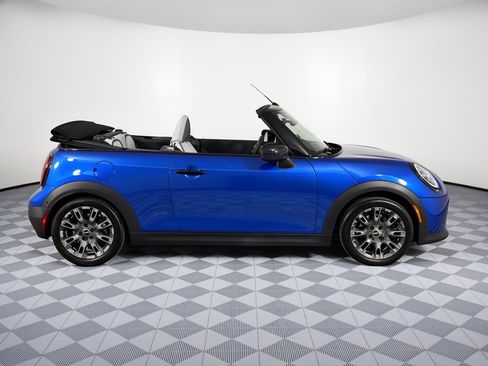 Used 2025 MINI Cooper S FWD image 8