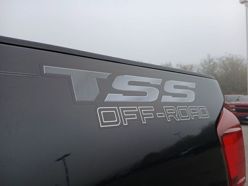 Used 2021 Toyota Tacoma SR w/ SR Convenience Package image 29