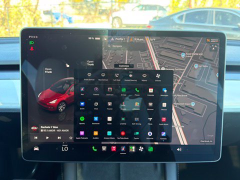 Used 2023 Tesla Model Y AWD image 29