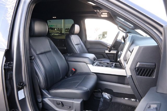 Used 2022 Ford F350 Lariat w/ Black Appearance Package AWD/4WD image 28