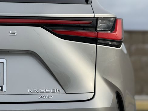 Certified 2025 Lexus NX 350h AWD w/ Premium Package image 12