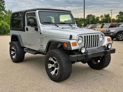 Used 2004 Jeep Wrangler 4WD image 19