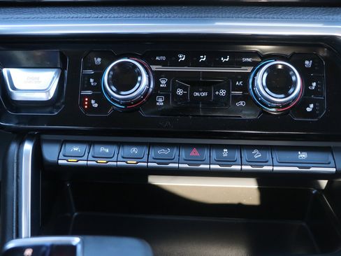 Used 2023 GMC Sierra 1500 Denali w/ Denali Reserve Package image 21