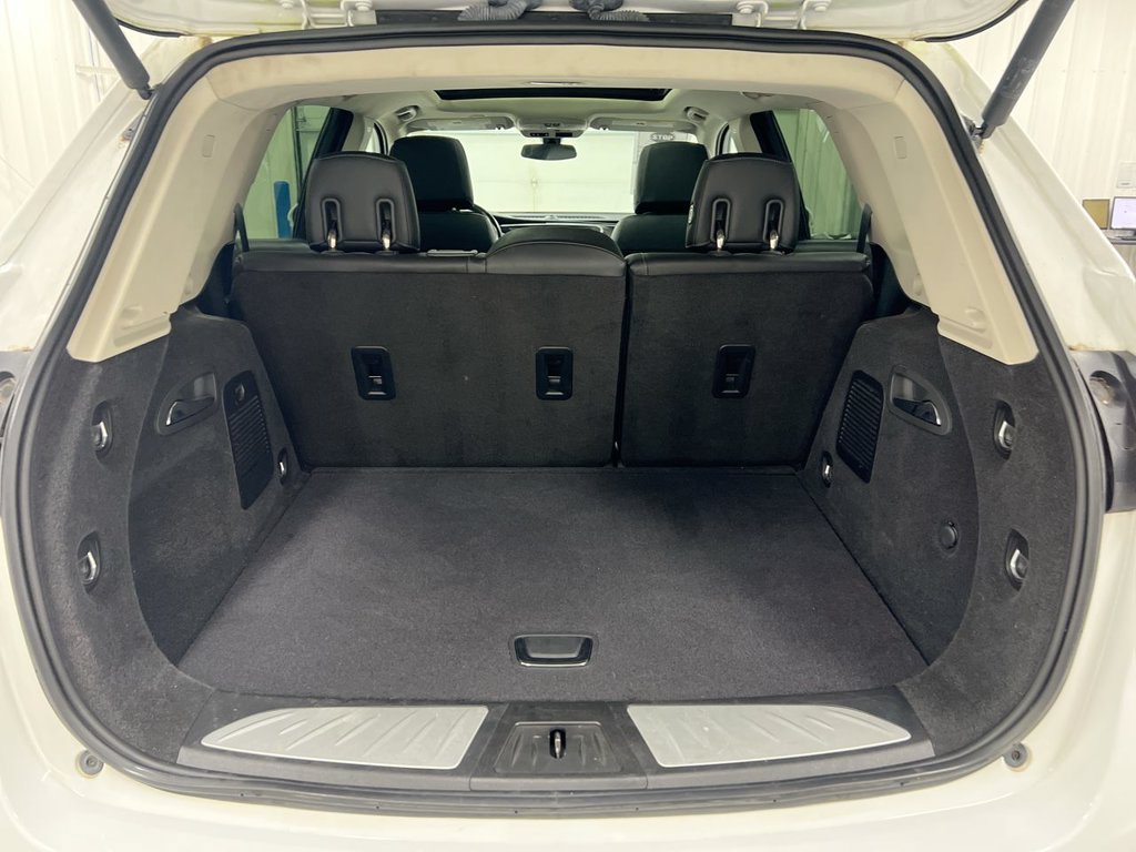 Used 2020 Buick Envision Essence FWD image 24