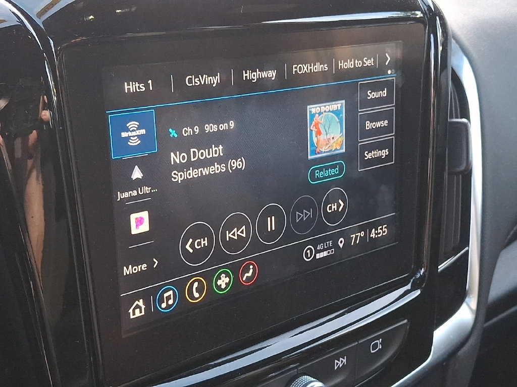 Used 2023 Chevrolet Traverse LT AWD/4WD image 16