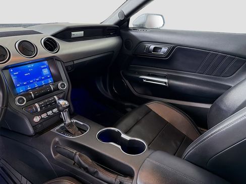 Used 2021 Ford Mustang Premium image 25