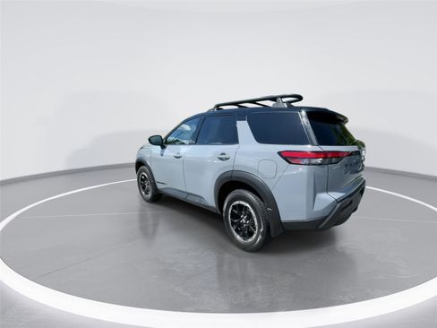 Used 2024 Nissan Pathfinder Rock Creek AWD/4WD image 6