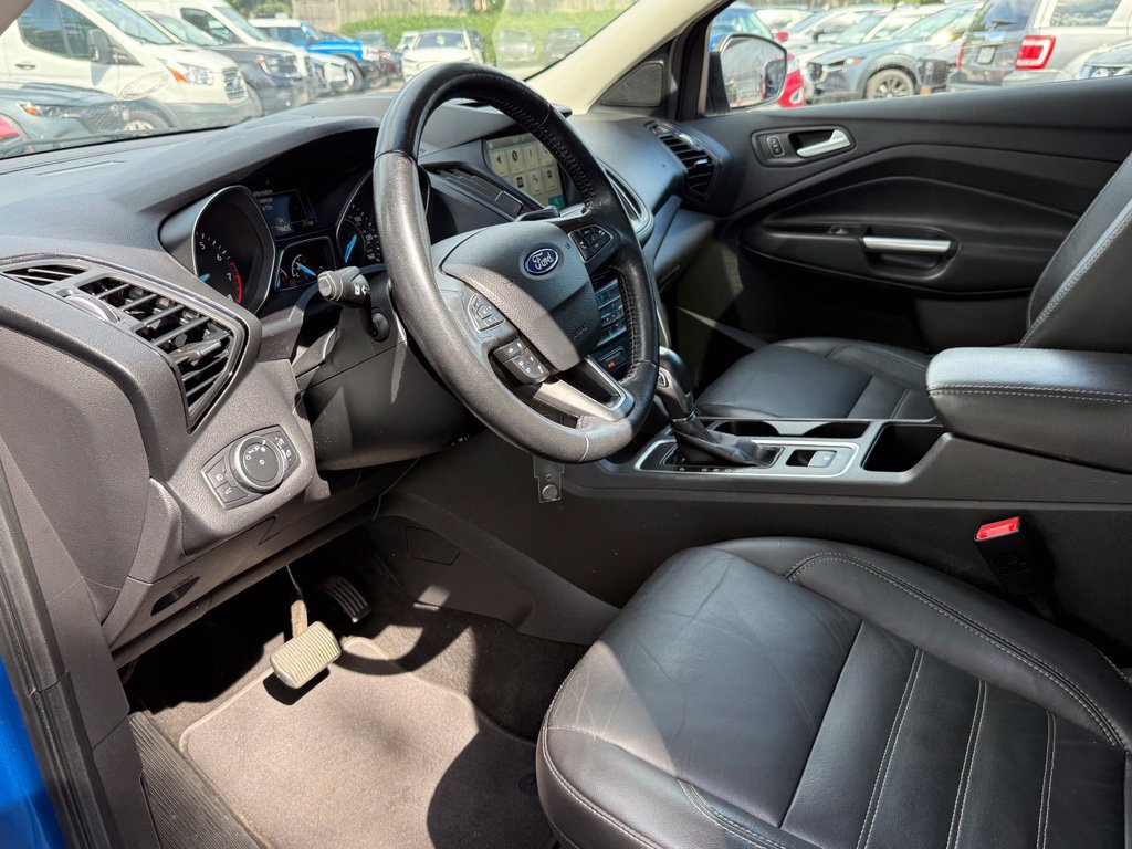 Used 2018 Ford Escape SEL w/ Ford Safe & Smart Package AWD/4WD image 18
