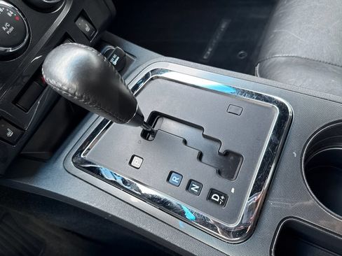Used 2011 Dodge Challenger RWD image 19