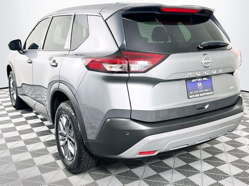 Used 2023 Nissan Rogue S AWD/4WD image 9