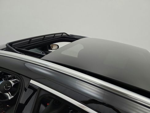 Certified 2024 Mercedes-Benz GLA 250 image 12