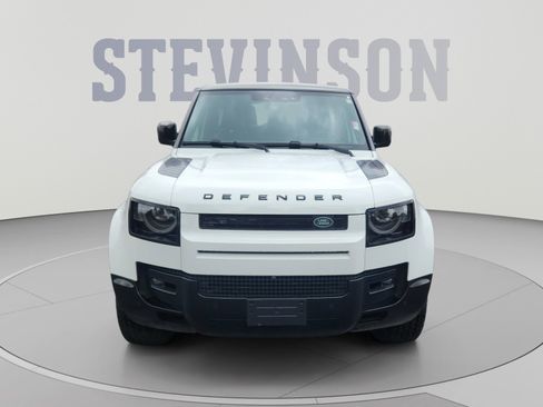 Used 2024 Land Rover Defender 90 X-Dynamic SE AWD/4WD image 8