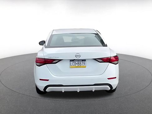 Used 2025 Nissan Sentra S FWD image 11