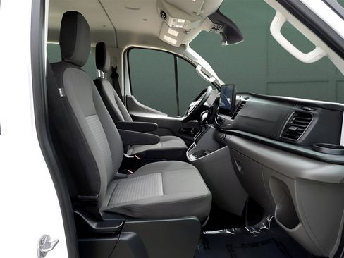 Used 2022 Ford Transit 350 XLT image 14