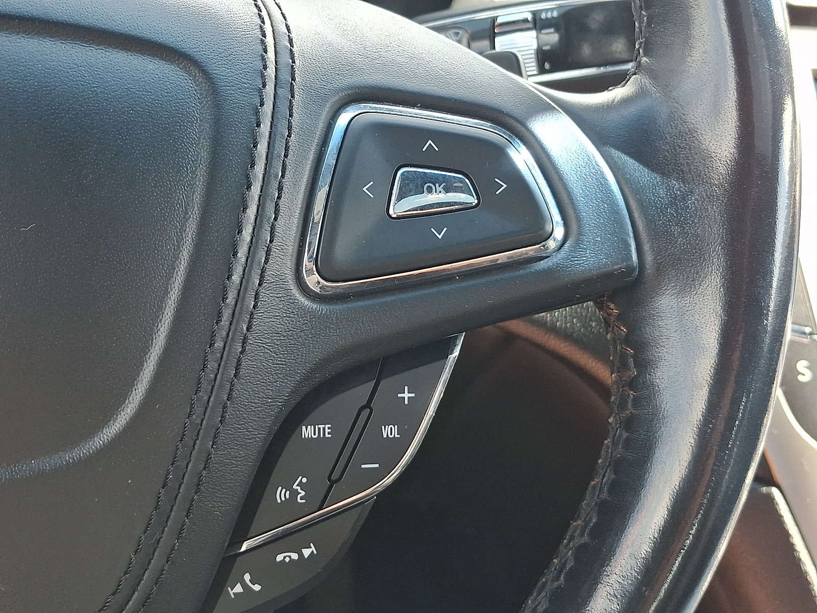 Used 2019 Lincoln MKZ Reserve AWD/4WD image 23