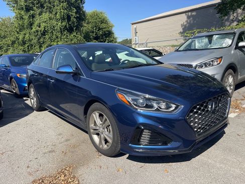 Used 2019 Hyundai Sonata Limited w/ Ultimate Package 04 FWD image 1