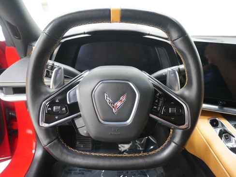 Used 2022 Chevrolet Corvette Stingray Preferred Cpe w/ Z51 Performance Package RWD image 17