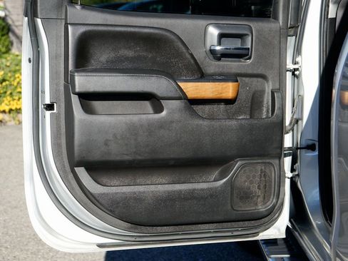 Used 2016 Chevrolet Silverado 2500 LTZ w/ Duramax Plus Package AWD/4WD image 34