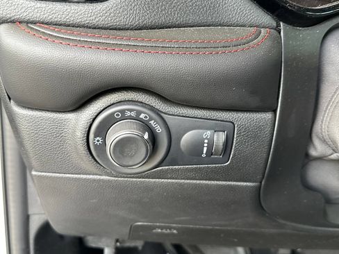 Used 2024 Dodge Durango GT RWD image 26