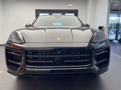 New 2025 Porsche Cayenne Coupe AWD/4WD image 11