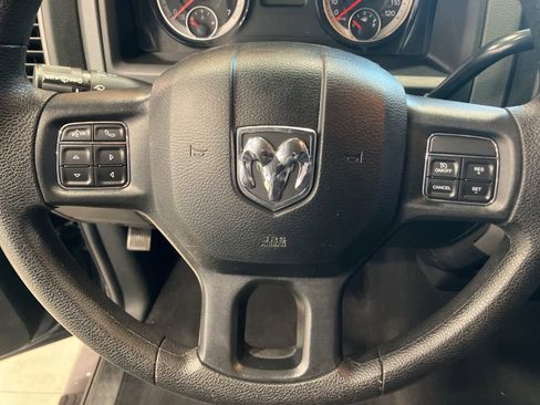 Used 2017 RAM 1500 Express w/ Black Ram 1500 Express Group image 14