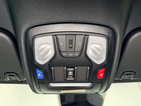 New 2026 RAM 1500 Express AWD/4WD image 11