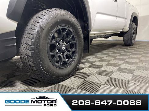 Used 2019 Toyota Tacoma SR w/ SX Package AWD/4WD image 24