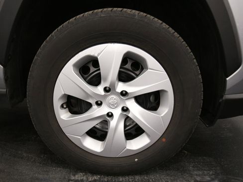 Certified 2024 Toyota RAV4 LE image 27