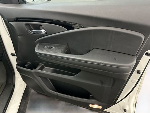 Used 2019 Honda Ridgeline RTL-E image 34