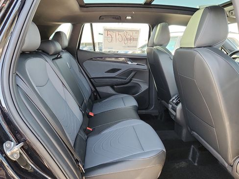 New 2026 Volkswagen Tiguan SE R-Line image 14