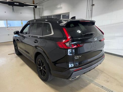 Used 2025 Honda CR-V Sport image 3