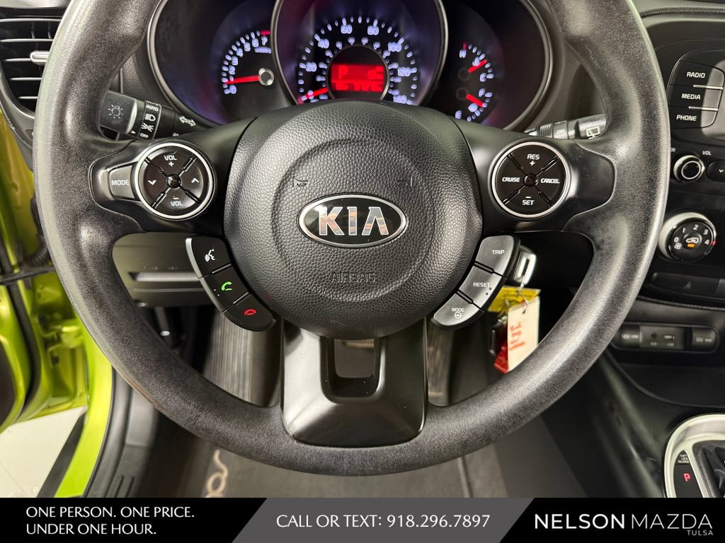 Used 2016 Kia Soul + FWD image 23