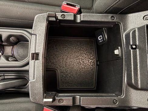 Used 2021 Jeep Wrangler Unlimited Sahara image 30