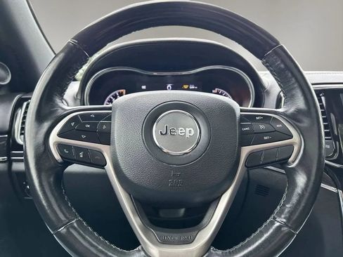 Used 2021 Jeep Grand Cherokee Overland AWD/4WD image 15