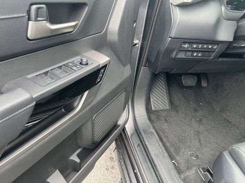 New 2025 Toyota Tundra Limited image 15