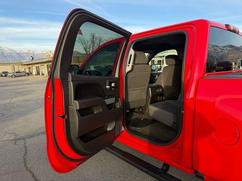 Used 2017 Chevrolet Silverado 1500 LT image 31