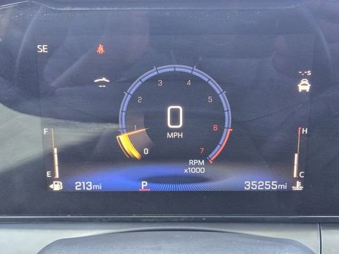 Used 2025 Chevrolet Trax ACTIV w/ Sunroof Package image 16