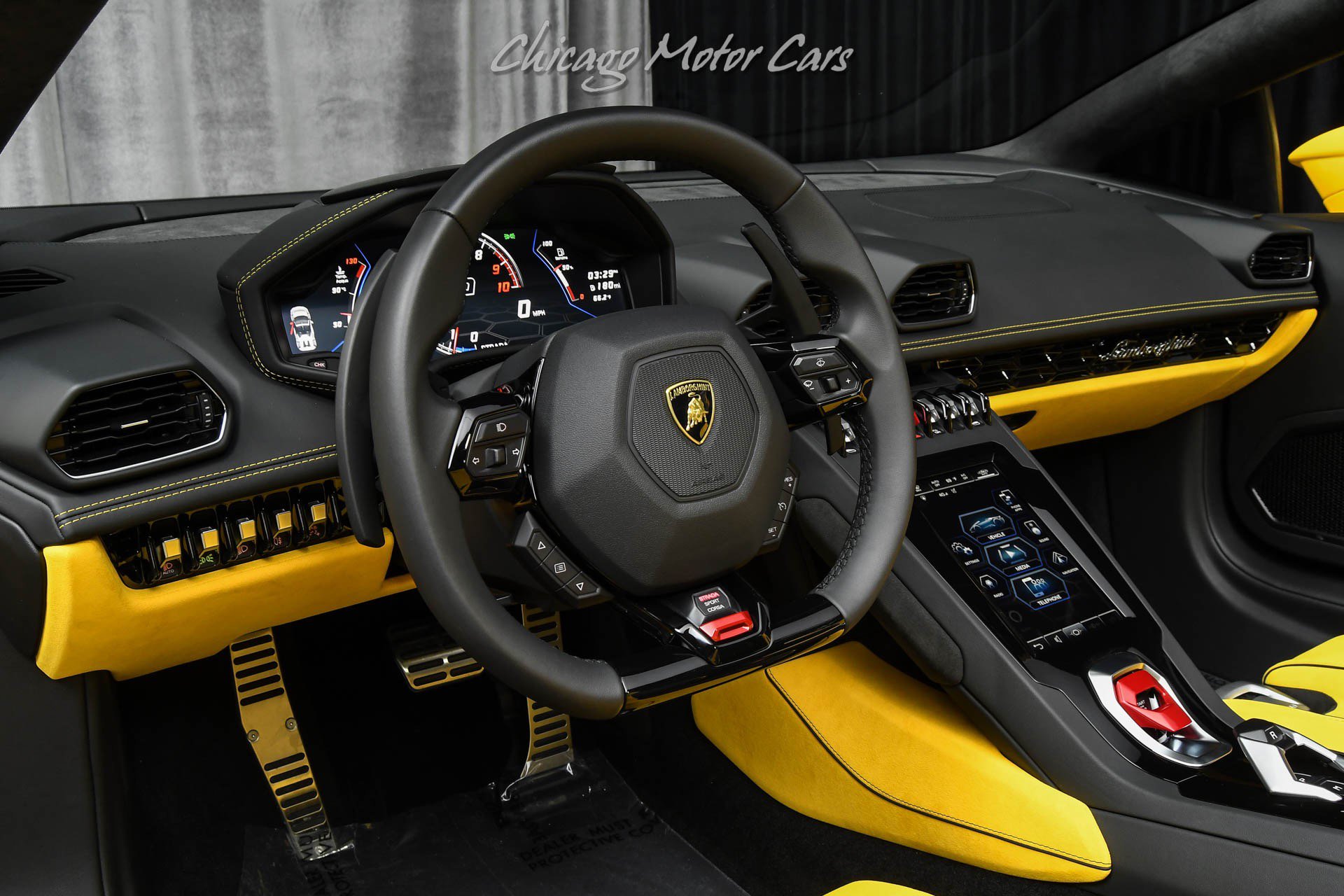 Used 2024 Lamborghini Huracan EVO AWD/4WD image 8