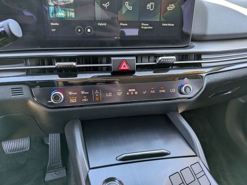 Certified 2026 Kia Sportage LX image 24