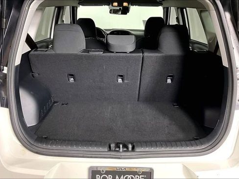 Certified 2024 Kia Soul LX FWD image 28