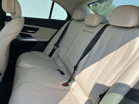 Used 2024 Mercedes-Benz E 450 4MATIC Sedan image 34