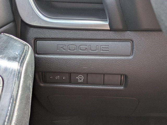 Used 2024 Nissan Rogue S FWD image 24