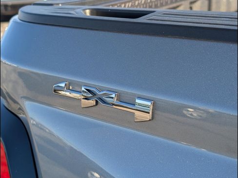 New 2026 GMC Canyon Elevation w/ Convenience Package image 20