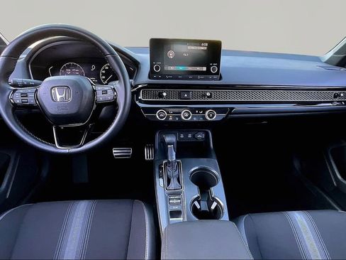 Certified 2025 Honda Civic Sport image 5