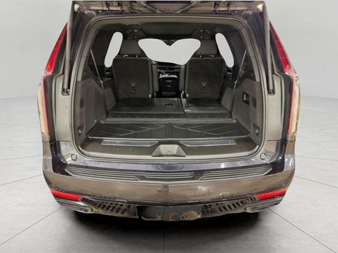 Certified 2022 Cadillac Escalade Sport AWD/4WD image 14