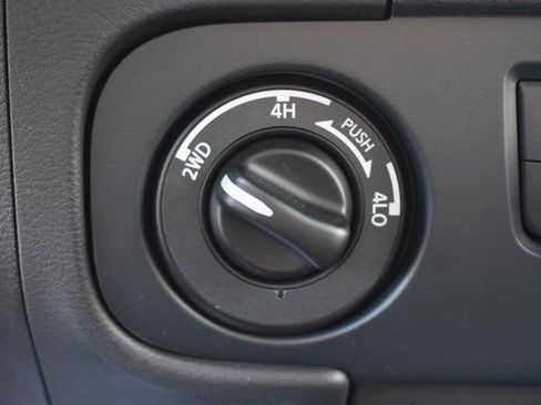 Used 2026 Nissan Frontier SV w/ SV Convenience Package image 27